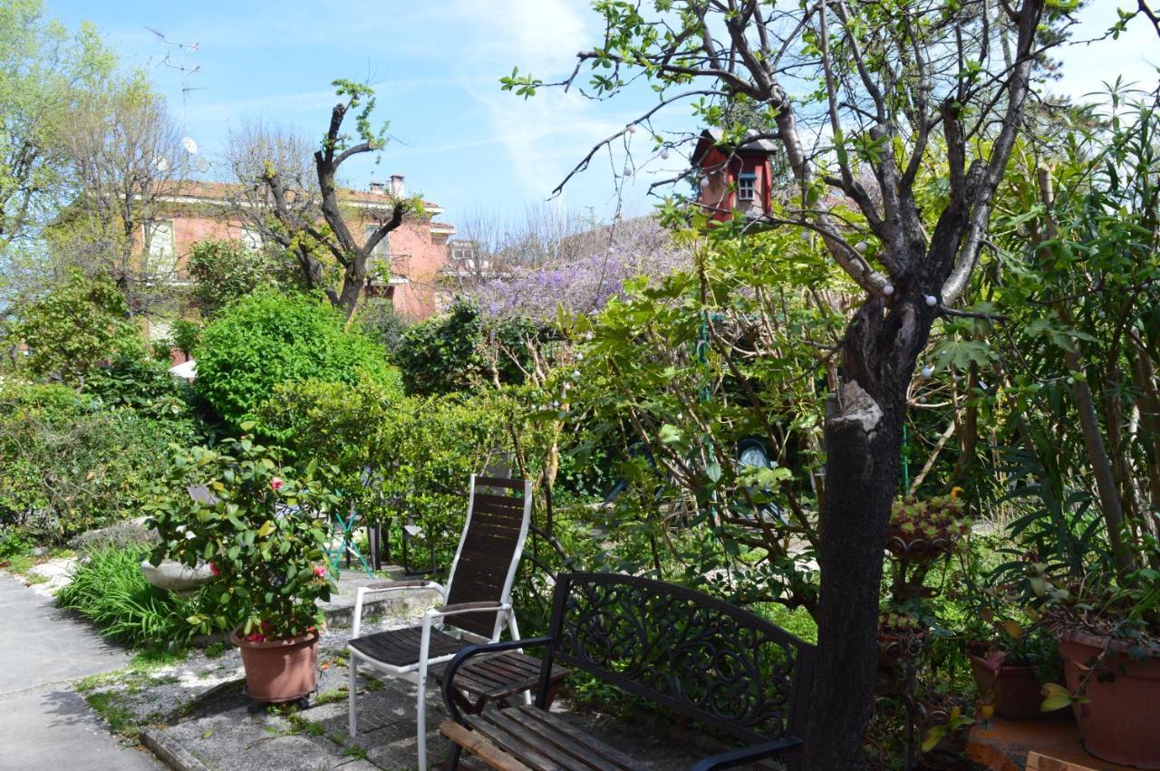 Il Giardino Nel Parco R&B Hotel Bologna Eksteriør billede